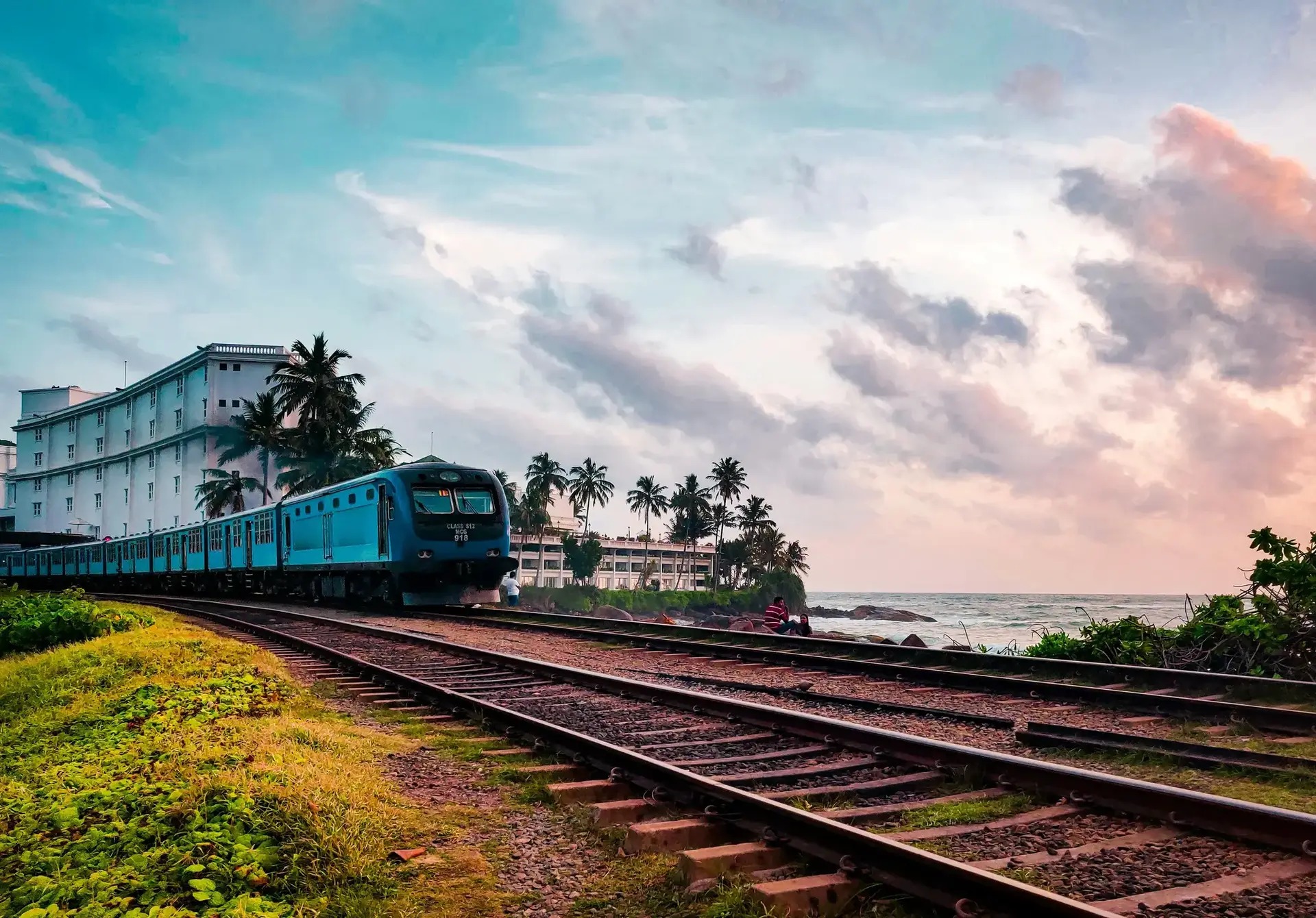 Iconic Coastal Sea Train Journey to Colombo